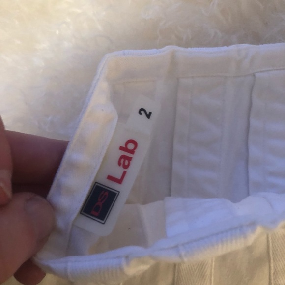 Mint like New 9/10 Design Lab pleated womens mini skirt in SZ 2!! - Picture 5 of 7